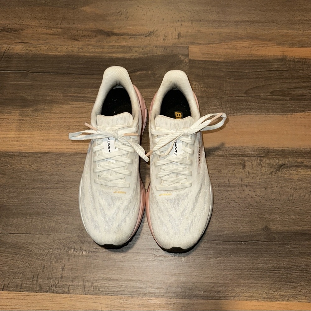 Brooks Launch 11